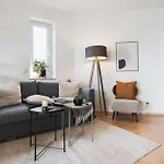 아파트 Ruhiges Und Modernes Zuhause