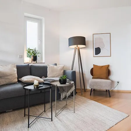 Lejlighed Helles Apartment Mit Balkon & Highs