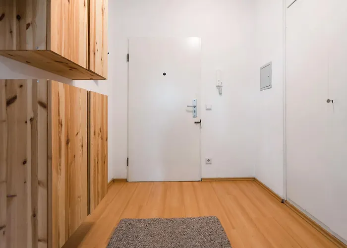 아파트 Ruhiges Und Modernes Zuhause